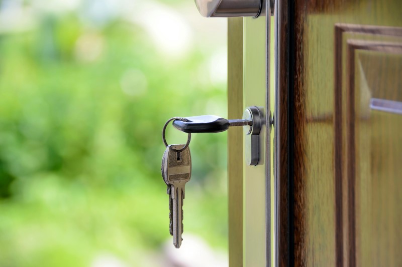 House Keys In Door Mortgage Bundle Card House Keys In Door Mortgage Bundle Card